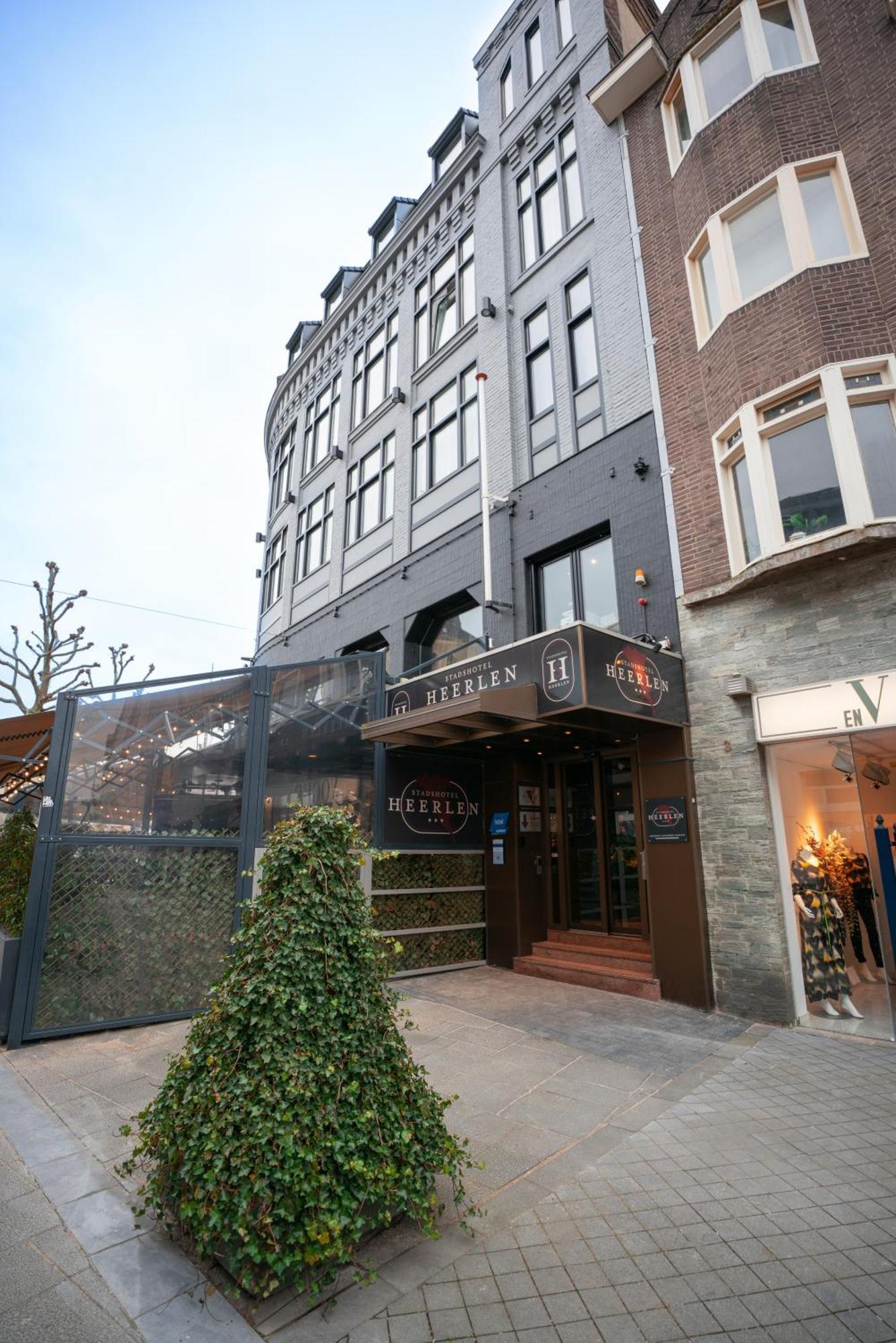 Stadshotel Heerlen Bagian luar foto